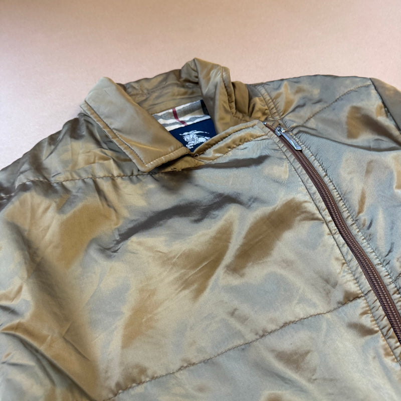 Detailansicht: Sourced limited accessories and clothes Burberry London vintage golden rain coat – Logo, Nähte oder Material