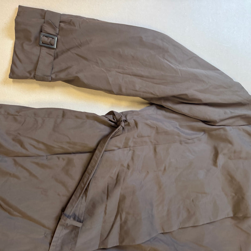 Detailansicht: Sourced limited accessories and clothes Burberry London vintage brown raincoat – Logo, Nähte oder Material
