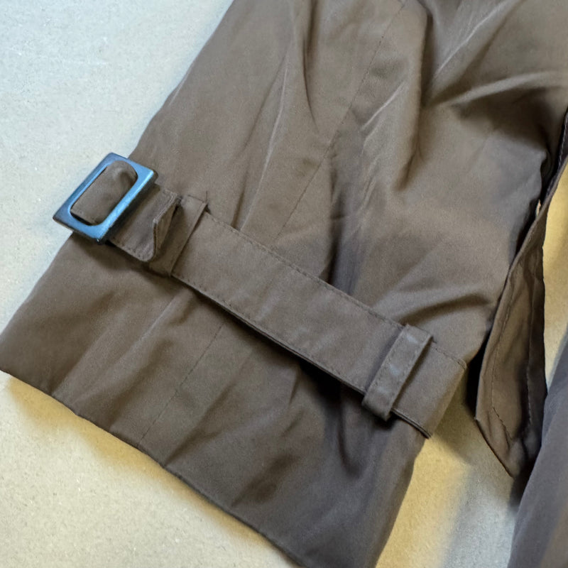 Detailansicht: Sourced limited accessories and clothes Burberry London vintage brown raincoat – Logo, Nähte oder Material