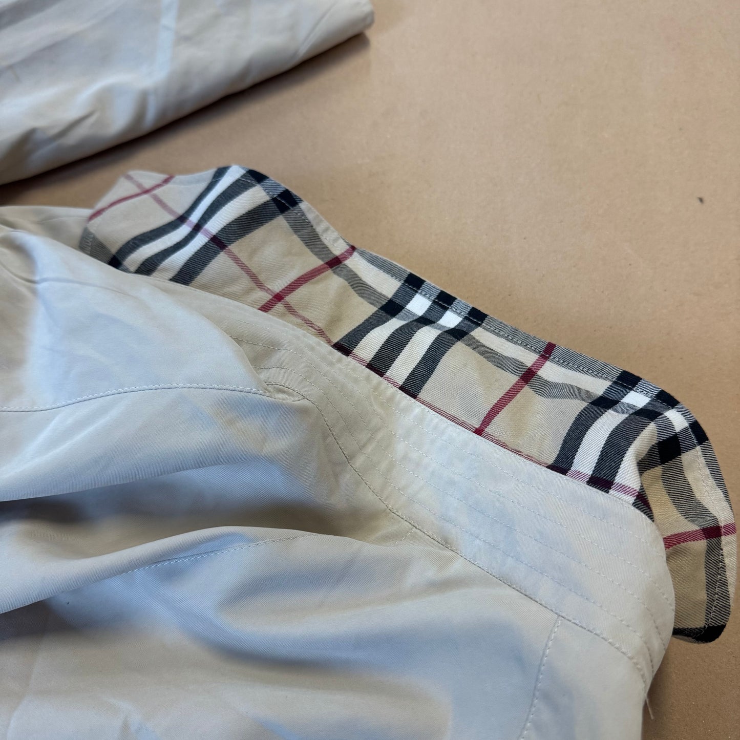 Burberry London cream vintage raincoat