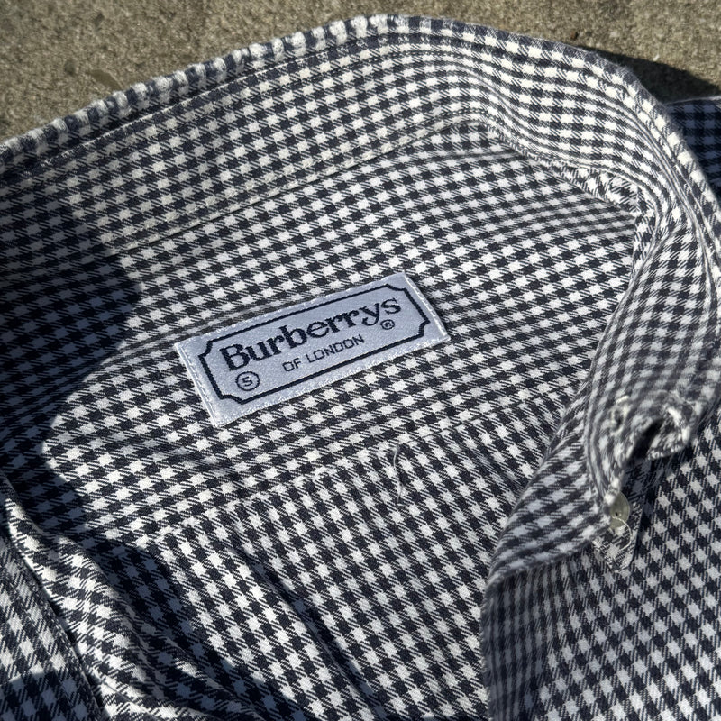 Detailansicht: Sourced limited accessories and clothes Burberry's of London vintage chemise shirt – Logo, Nähte oder Material