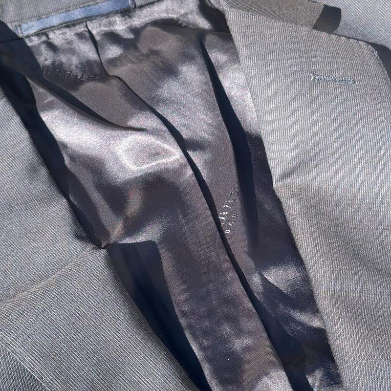 Detailansicht: Sourced limited accessories and clothes Burberry London grey vintage men’s blazer – Logo, Nähte oder Material