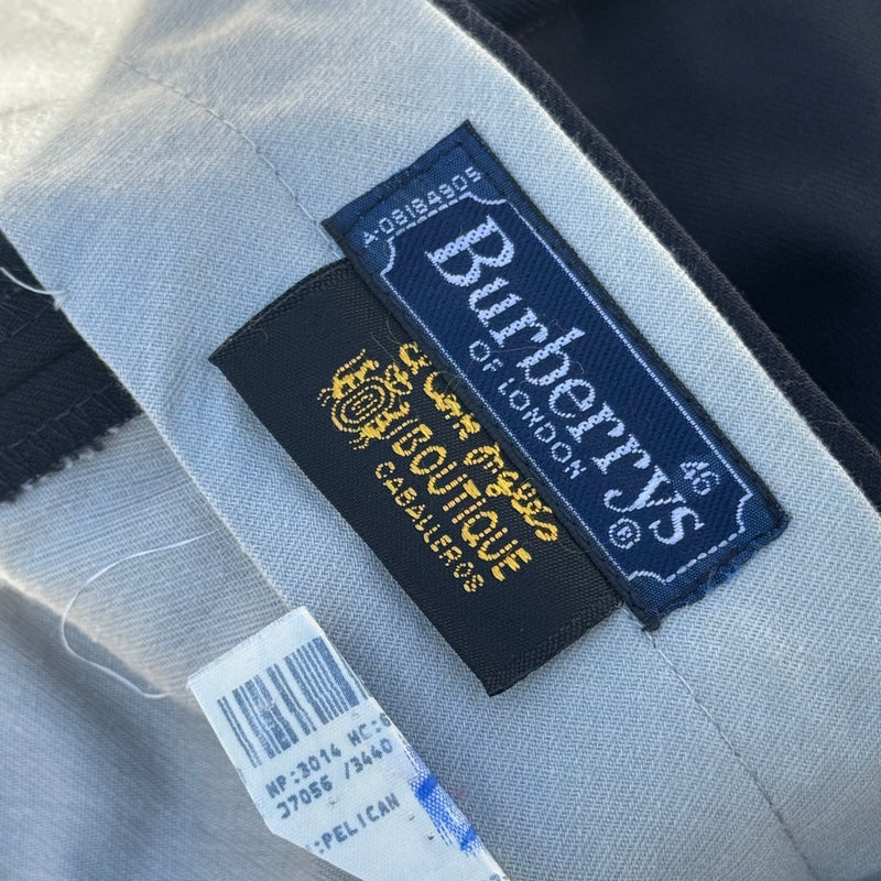 Detailansicht: Sourced limited accessories and clothes Burberry vintage wool dress pants – Logo, Nähte oder Material