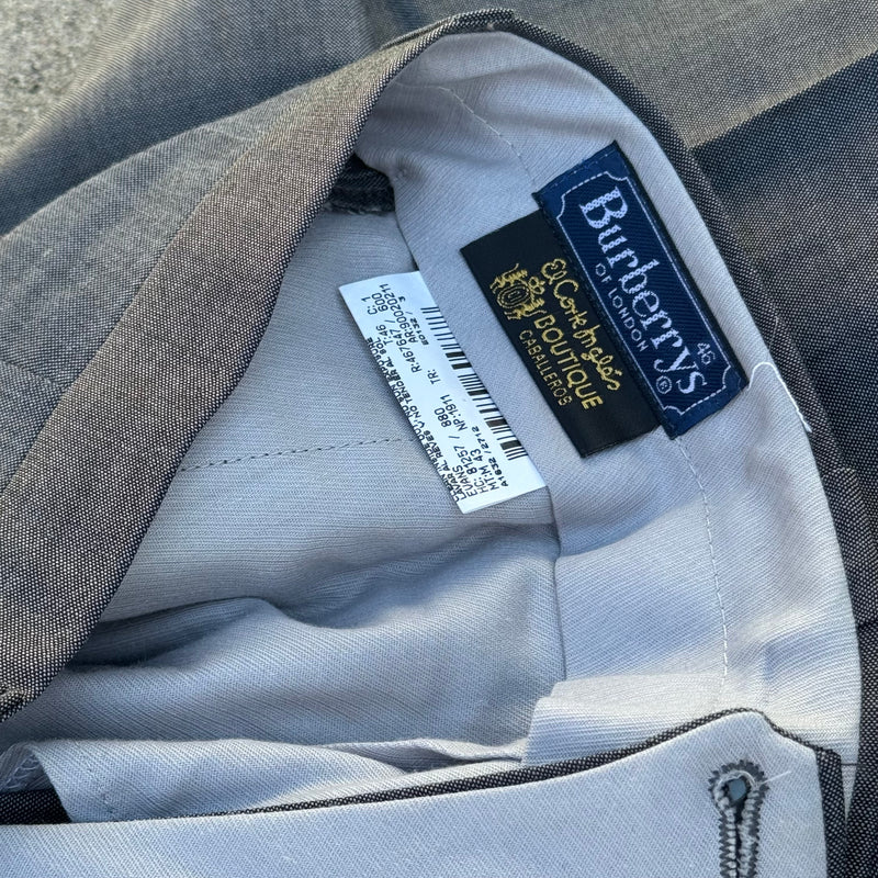Detailansicht: Sourced limited accessories and clothes Burberry vintage wool dress pants – Logo, Nähte oder Material
