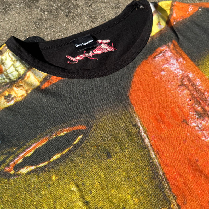 Detailansicht: Sourced limited accessories and clothes Desigual Y2K Arts graphic t-shirt – Logo, Nähte oder Material
