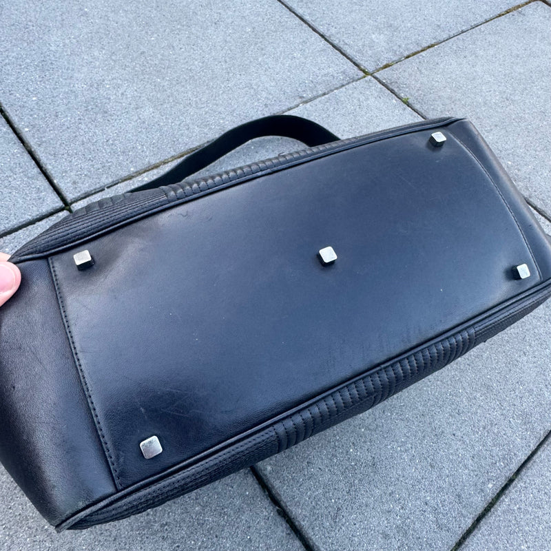 Detailansicht: Sourced limited accessories and clothes Bally vintage 90s leather messenger bag – Logo, Nähte oder Material