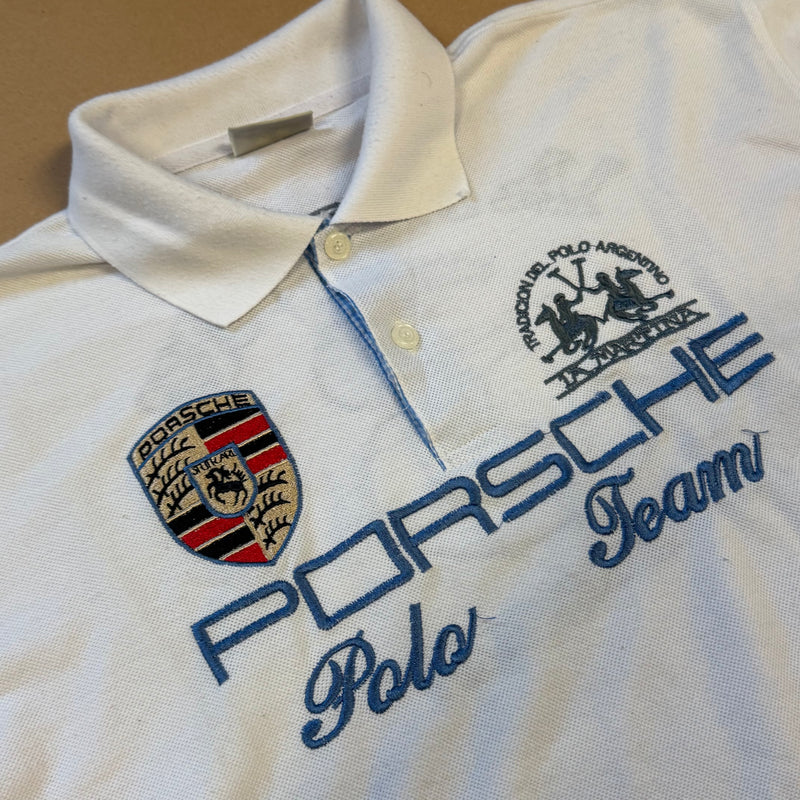 Detailansicht: Sourced limited accessories and clothes La Martina Porsche 2008 streetwear poloshirt – Logo, Nähte oder Material
