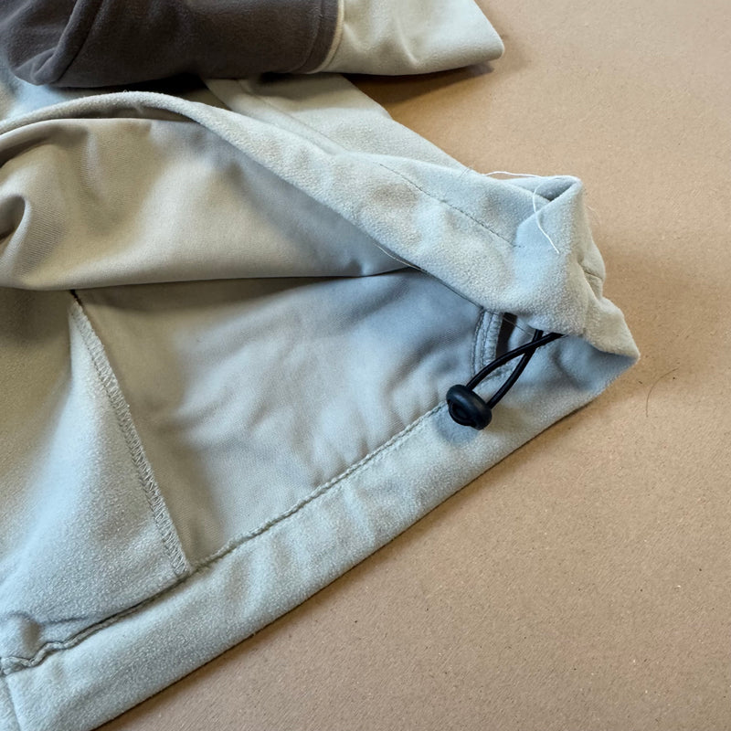 Detailansicht: Sourced limited accessories and clothes Reebok 90s vintage fleece track jacket – Logo, Nähte oder Material