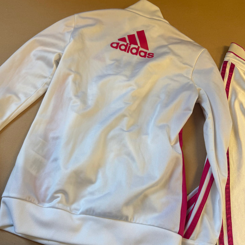 Detailansicht: Sourced limited accessories and clothes Adidas Y2K shiny white track set (jacket and pants) – Logo, Nähte oder Material
