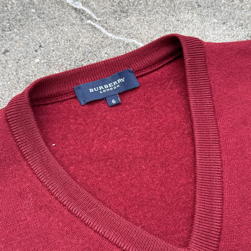 Detailansicht: Sourced limited accessories and clothes Burberry London vintage red wool sweatshirt – Logo, Nähte oder Material