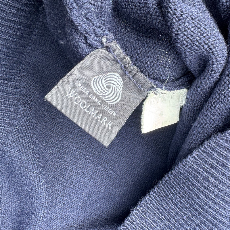 Detailansicht: Sourced limited accessories and clothes Yves Saint Laurent wool trademark crewneck – Logo, Nähte oder Material