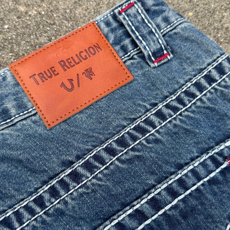 Detailansicht: Sourced limited accessories and clothes True Religion USA vintage straight jeans – Logo, Nähte oder Material