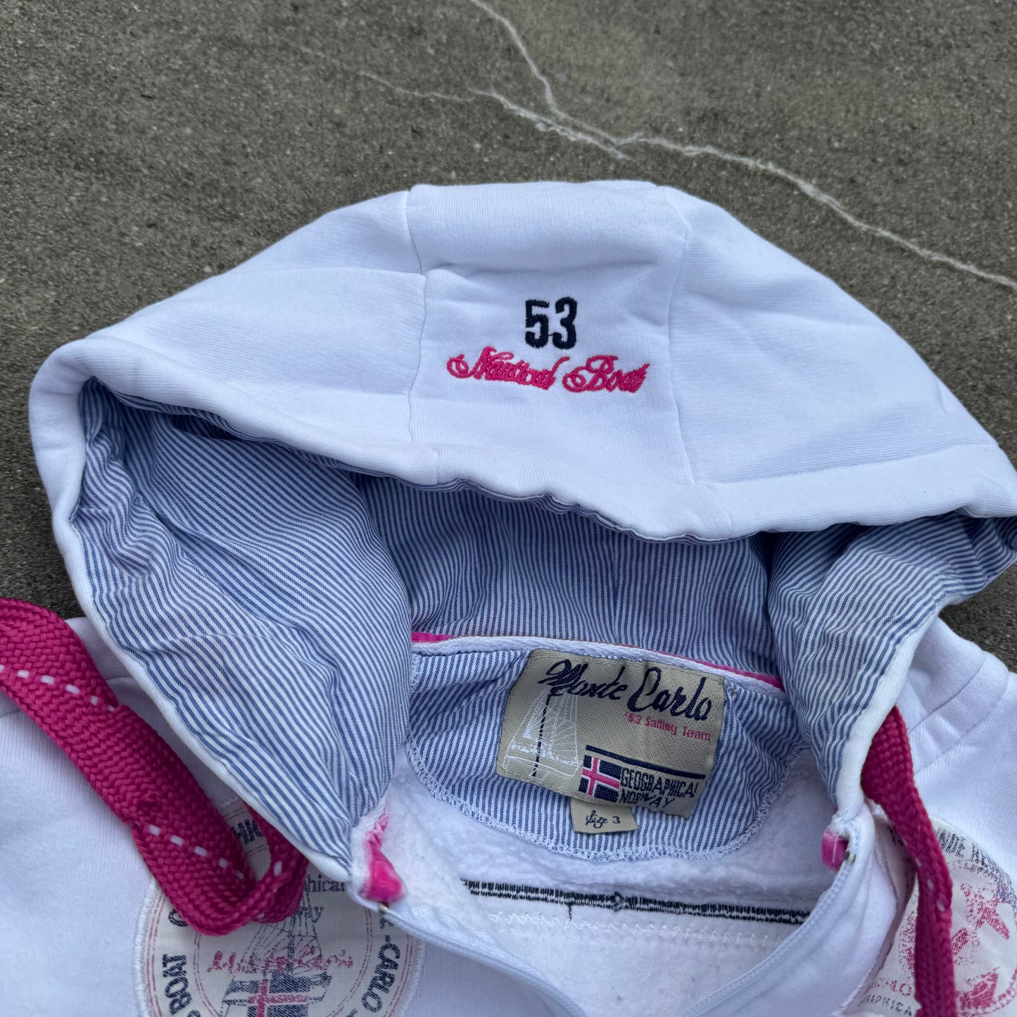 Monte Carlo retro white women’s hoodie