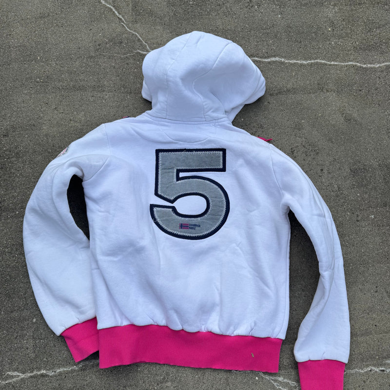 Detailansicht: Sourced limited accessories and clothes Monte Carlo retro white women’s hoodie – Logo, Nähte oder Material