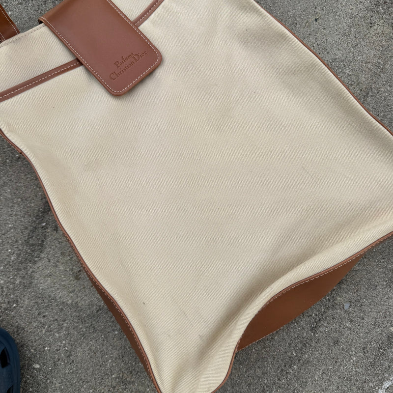 Detailansicht: Sourced limited accessories and clothes Christian Dior Parfumes vintage tote bag – Logo, Nähte oder Material
