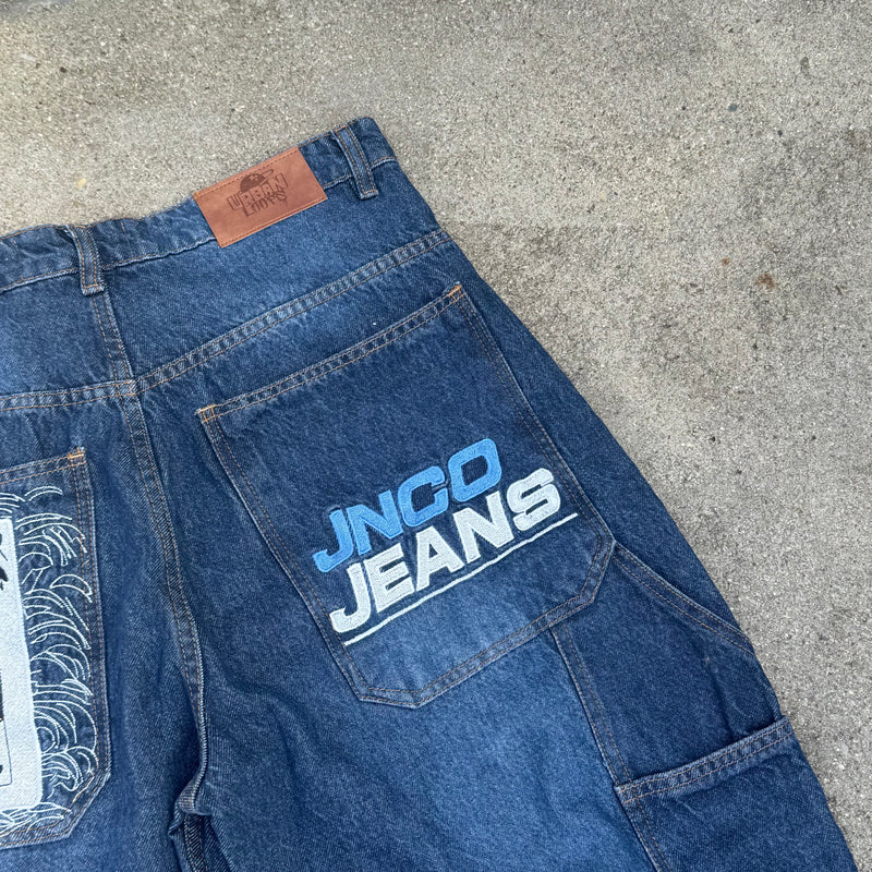 Detailansicht: Sourced limited accessories and clothes Urban Loop JNCO Japanese embroidered baggy jeans – Logo, Nähte oder Material