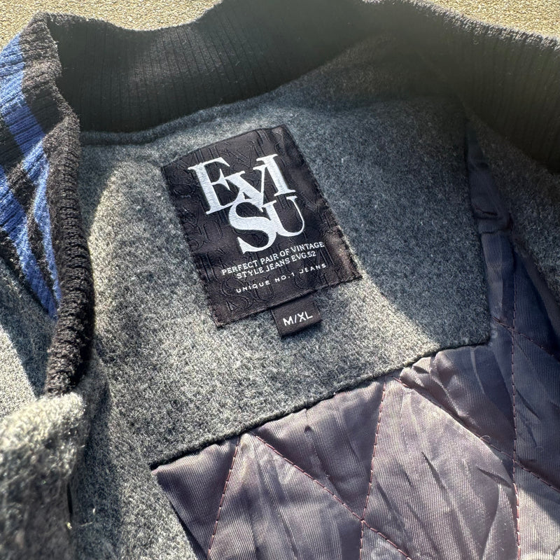 Detailansicht: Sourced limited accessories and clothes Evisu Energetics wool vintage bomber jacket – Logo, Nähte oder Material