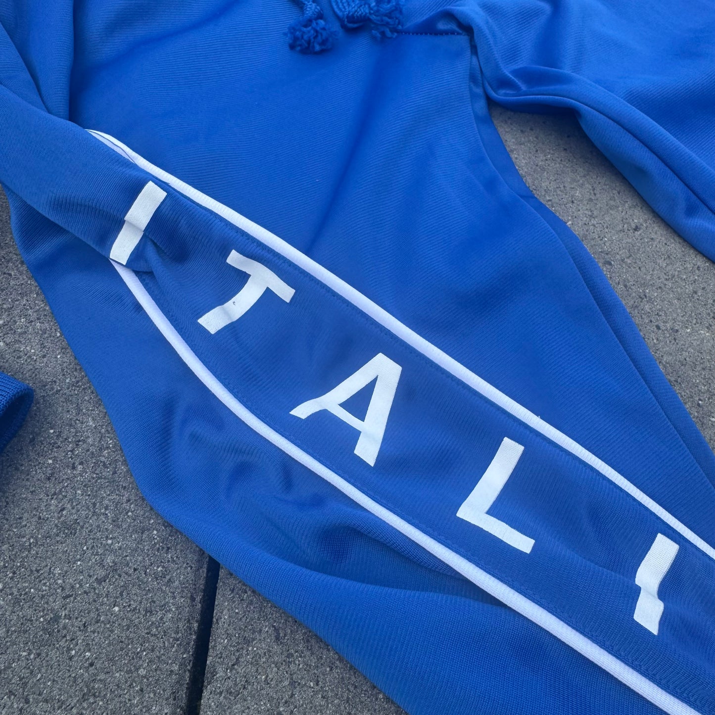 Italia streetwear blue track set