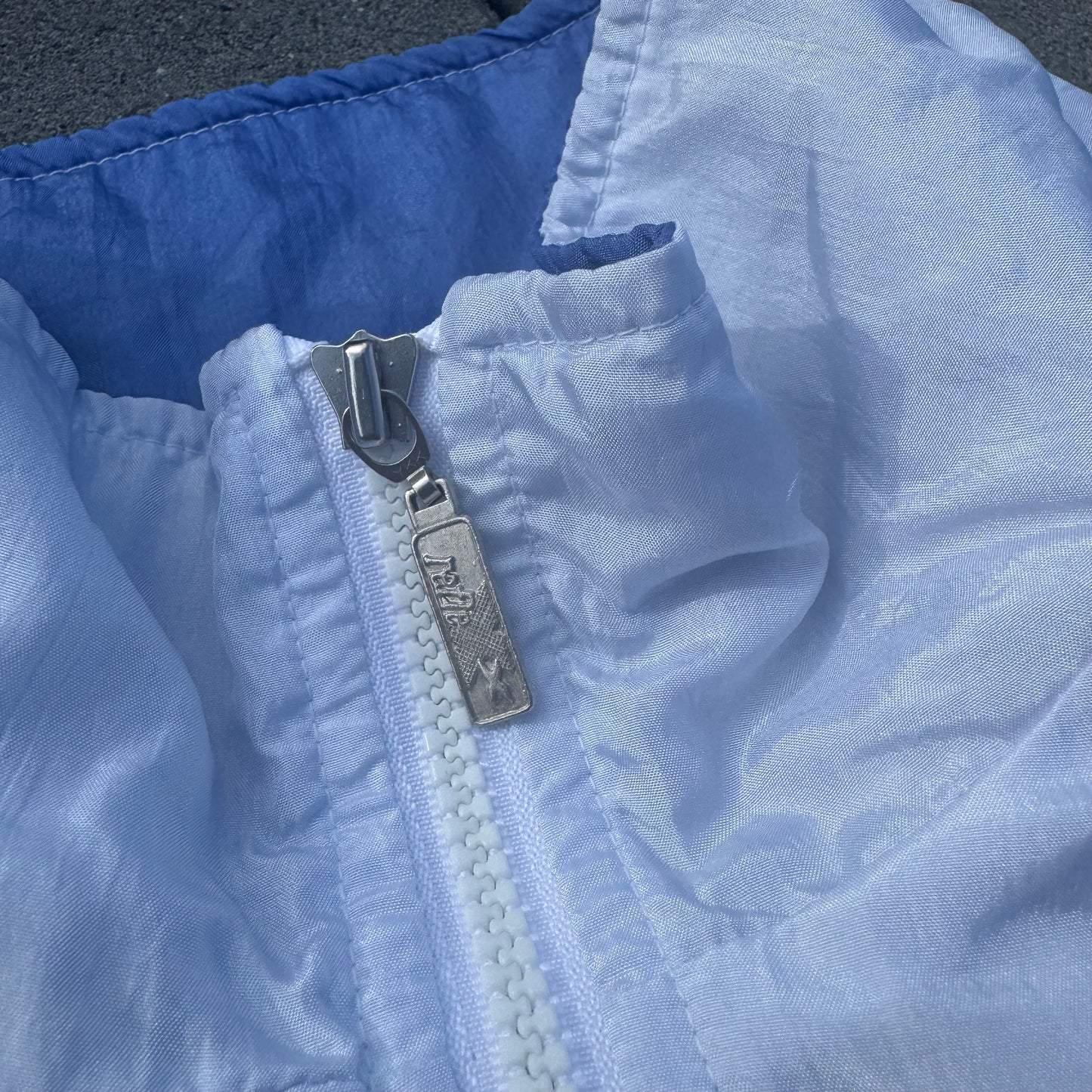Reflex shiny white vintage rain jacket