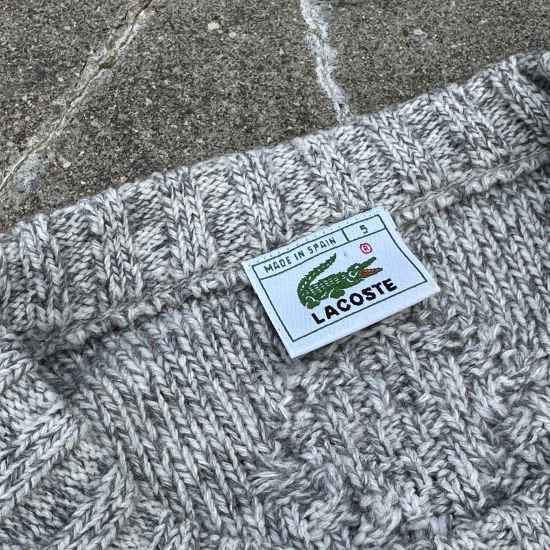 Detailansicht: Sourced limited accessories and clothes Lacoste vintage grey knitted sweatshirt – Logo, Nähte oder Material