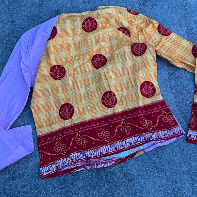 Detailansicht: Sourced limited accessories and clothes Custo Barcelona y2k summer longsleeve – Logo, Nähte oder Material