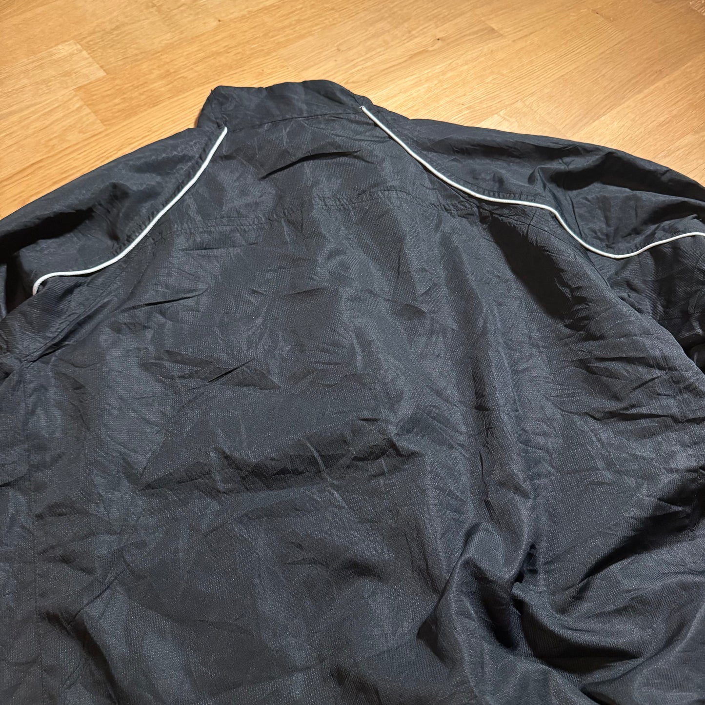 Vintage Nike classic black track jacket