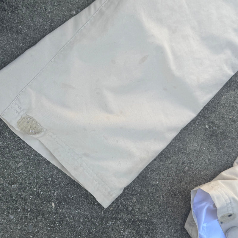 Detailansicht: Sourced limited accessories and clothes Nike vintage wide leg track pants – Logo, Nähte oder Material