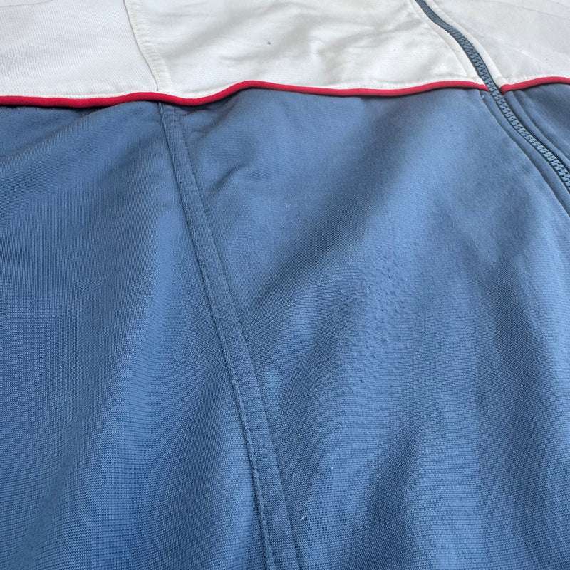 Detailansicht: Sourced limited accessories and clothes Adidas vintage white track jacket – Logo, Nähte oder Material