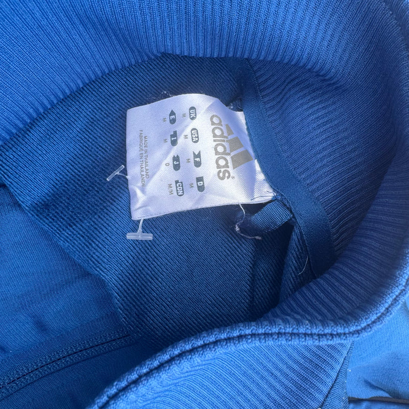 Detailansicht: Sourced limited accessories and clothes Adidas vintage blue oversized track jacket – Logo, Nähte oder Material