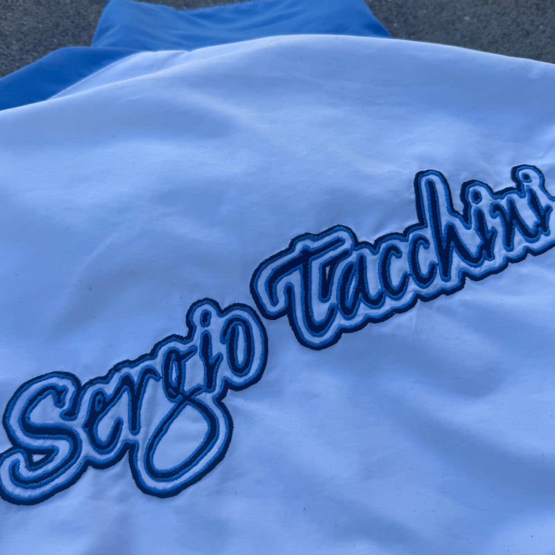 Detailansicht: Sourced limited accessories and clothes Sergio Tacchini vintage white track jacket – Logo, Nähte oder Material