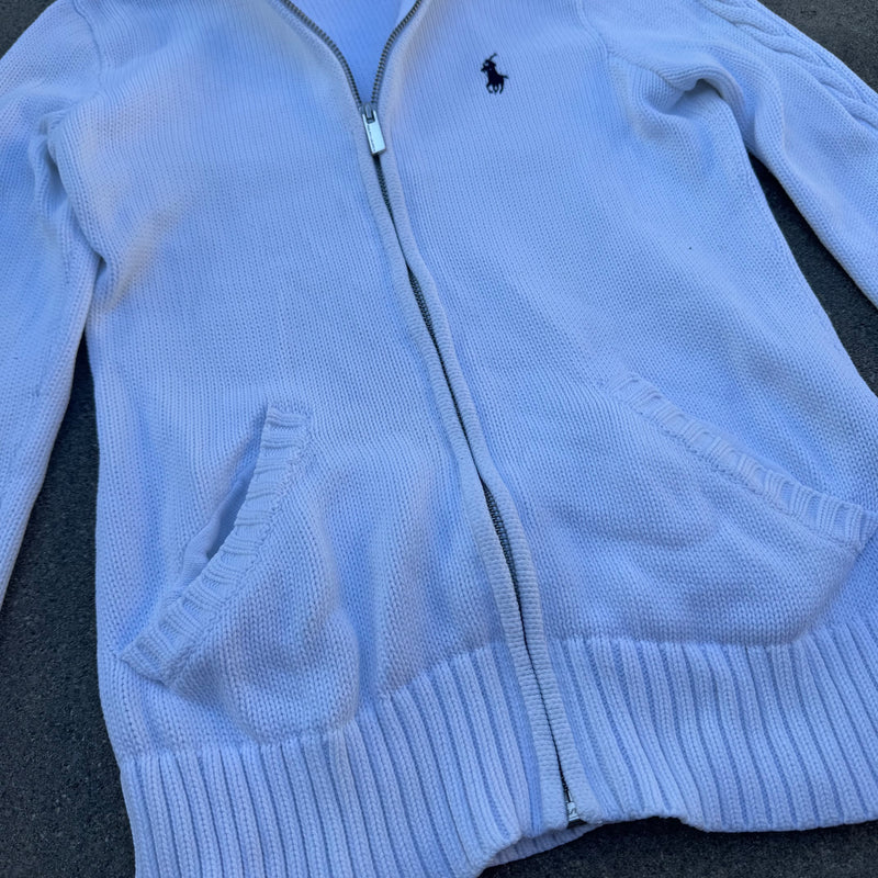 Detailansicht: Sourced limited accessories and clothes Ralph Lauren Sport vintage knitted cardigan – Logo, Nähte oder Material