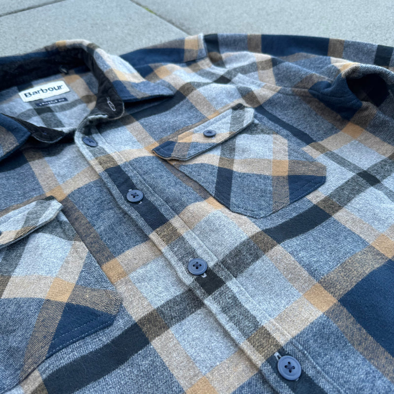 Detailansicht: Sourced limited accessories and clothes Barbour grey checkered light jacket – Logo, Nähte oder Material