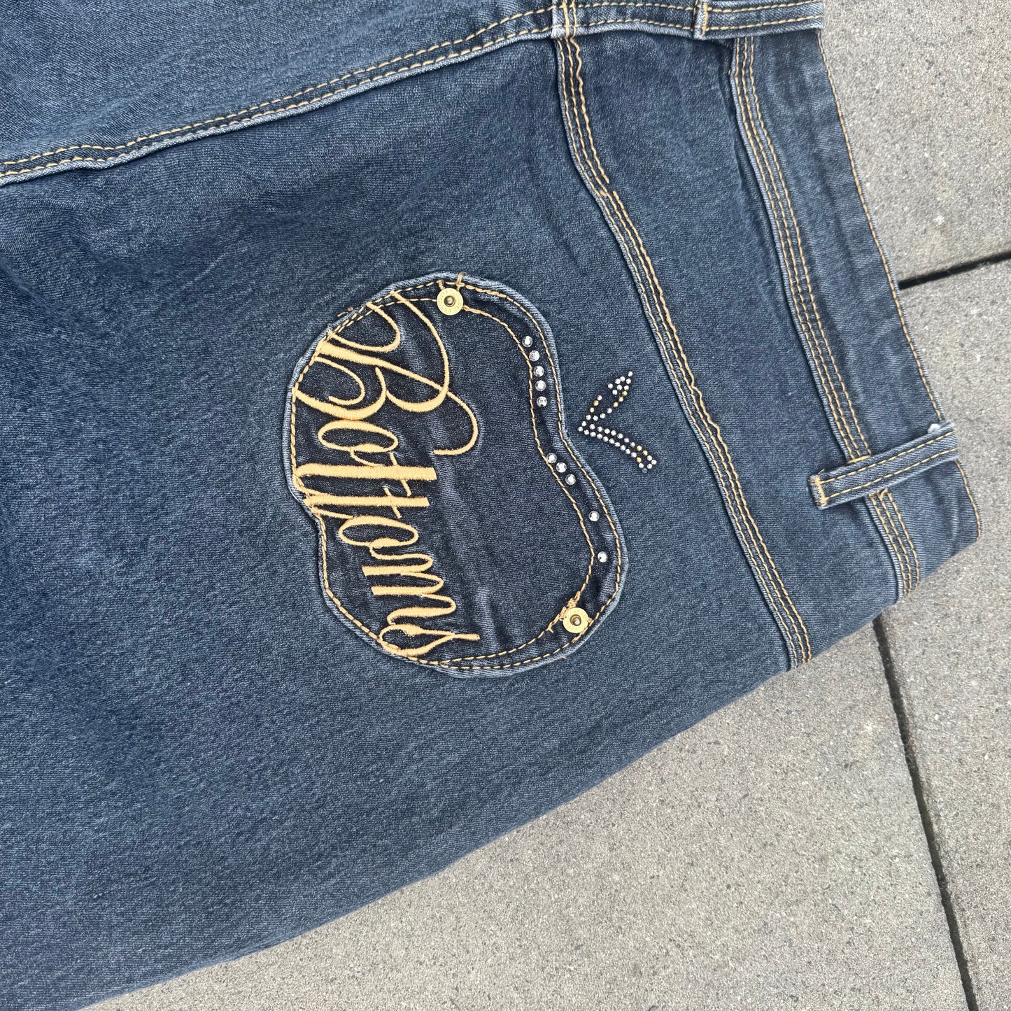 Apple Bottoms y2k retro jeans