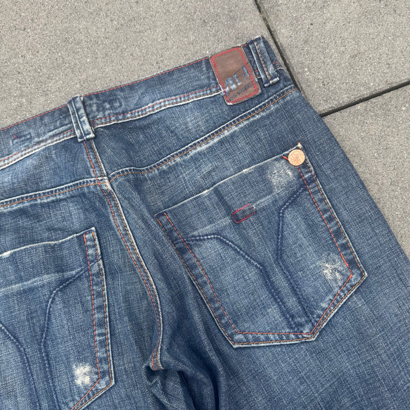 Detailansicht: Sourced limited accessories and clothes Miss Sixty Palos vintage baggy jeans – Logo, Nähte oder Material