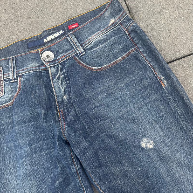 Detailansicht: Sourced limited accessories and clothes Miss Sixty Palos vintage baggy jeans – Logo, Nähte oder Material