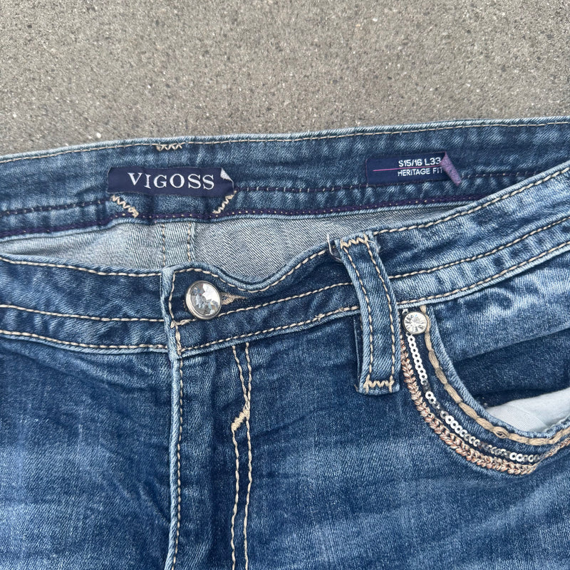 Detailansicht: Sourced limited accessories and clothes Vigoss y2k Dallas boot cut vintage jeans – Logo, Nähte oder Material
