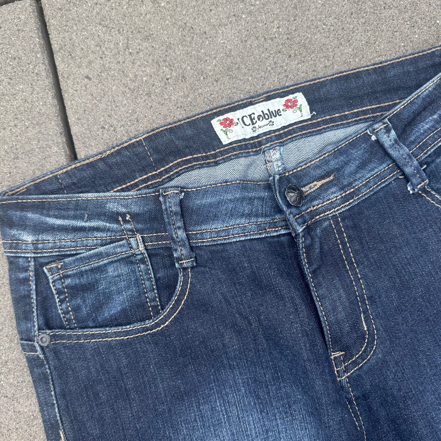 Ice O Blue y2k wide leg vintage jeans
