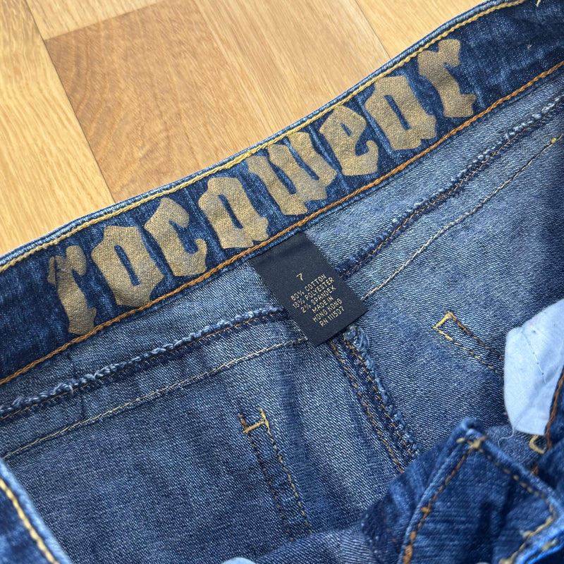 Detailansicht: Sourced limited accessories and clothes Rocawear golden y2k low waist jeans – Logo, Nähte oder Material
