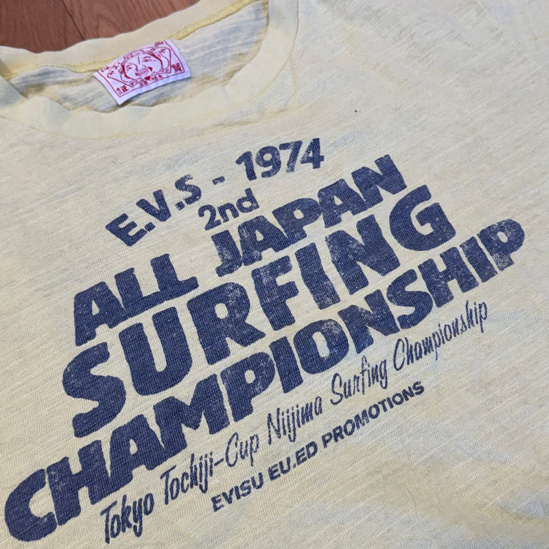 Detailansicht: Sourced limited accessories and clothes Evisu Genes Japan surfers vintage t-shirt – Logo, Nähte oder Material