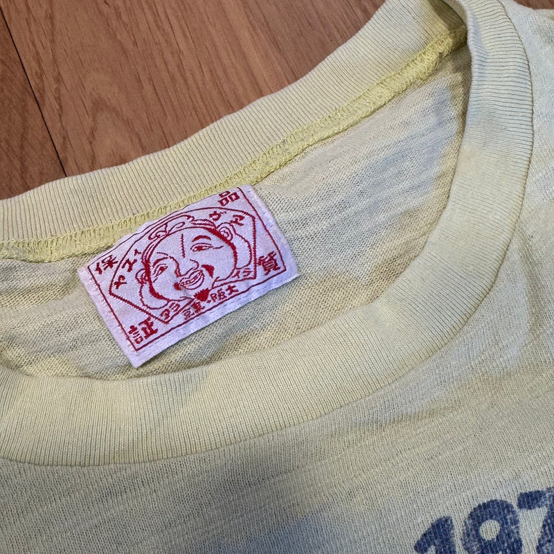 Detailansicht: Sourced limited accessories and clothes Evisu Genes Japan surfers vintage t-shirt – Logo, Nähte oder Material