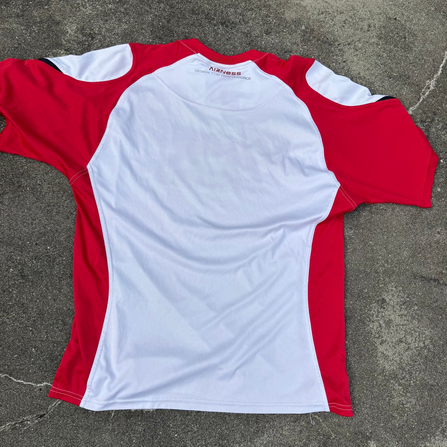 Airness white streetwear style t-shirt