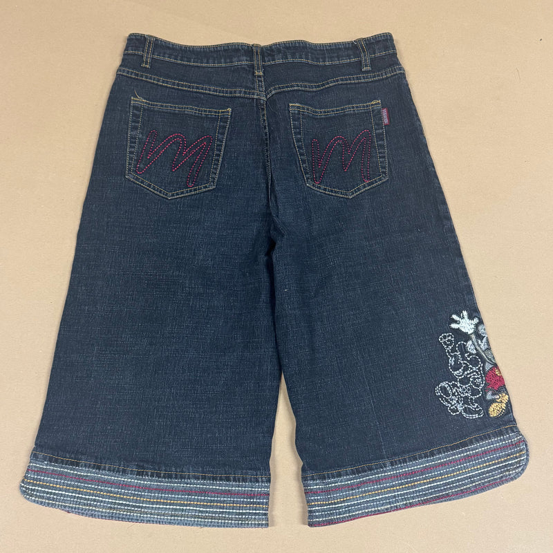 Detailansicht: Sourced limited accessories and clothes Temche embroidered vintage jorts 90s – Logo, Nähte oder Material