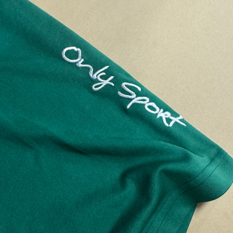 Detailansicht: Sourced limited accessories and clothes Airness streetwear 00s green t-shirt – Logo, Nähte oder Material