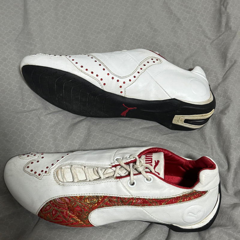 Detailansicht: Sourced limited accessories and clothes Puma Speedcat vintage Y2K white sneakers – Logo, Nähte oder Material