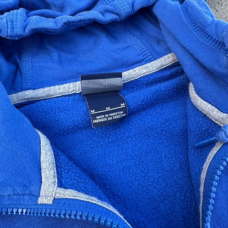 Detailansicht: Sourced limited accessories and clothes Nike vintage blue zip-up hoodie – Logo, Nähte oder Material