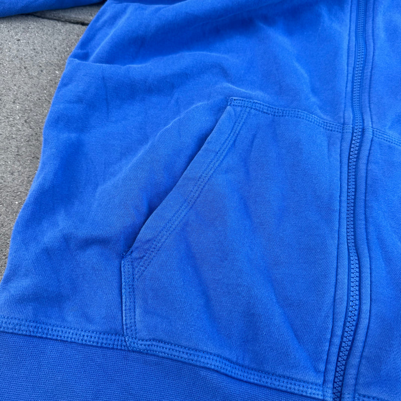 Detailansicht: Sourced limited accessories and clothes Nike vintage blue zip-up hoodie – Logo, Nähte oder Material