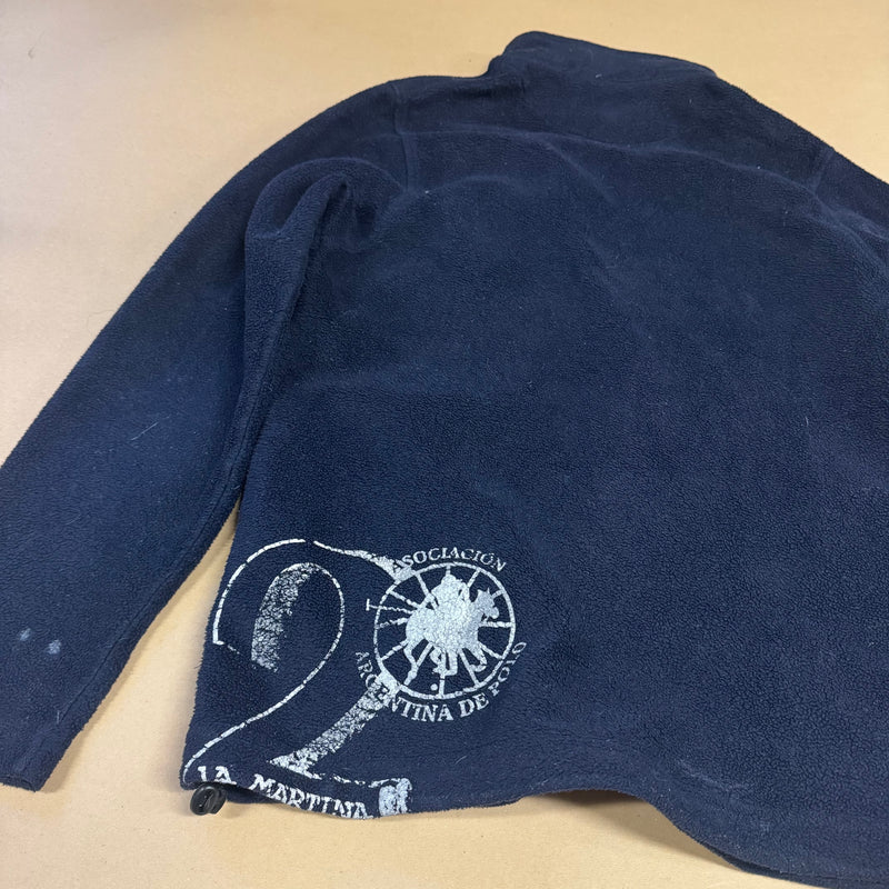 Detailansicht: Sourced limited accessories and clothes La Martina Argentina vintage fleece sweater – Logo, Nähte oder Material