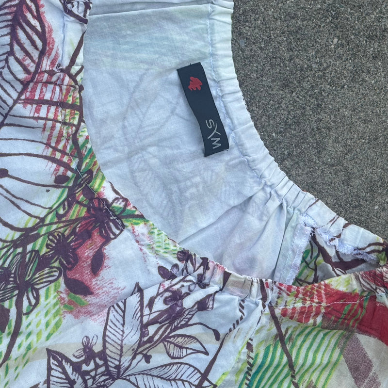 Detailansicht: Sourced limited accessories and clothes Sym floral y2k womens summer top – Logo, Nähte oder Material