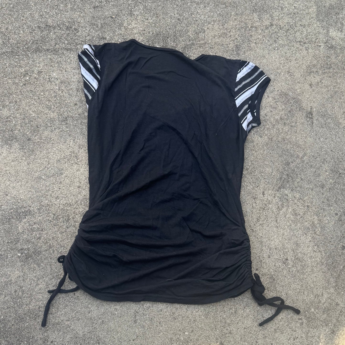 Stylish y2k retro black summer top