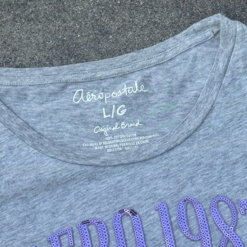 Detailansicht: Sourced limited accessories and clothes Aeropostale y2k glitter womens t-shirt – Logo, Nähte oder Material